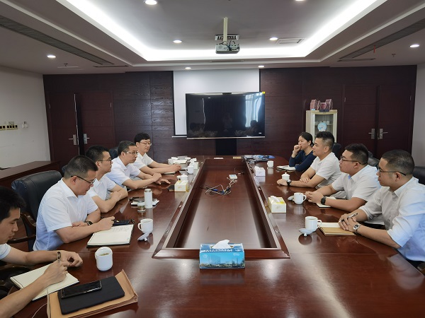 6月29日，，，正泰集团副总裁陆川来访新盛娱乐，，，共商光伏项目相助事宜（投运部，，，徐昭）.jpg